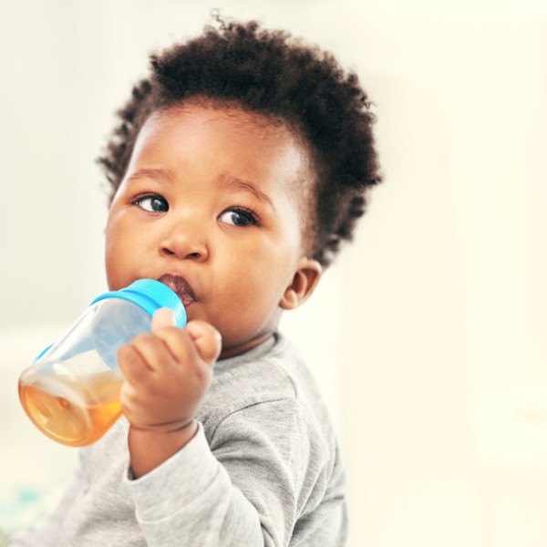 Hướng Dẫn Chọn Sữa Dê Jovie Theo Từng Giai Đoạn Phát Triển Của Bé